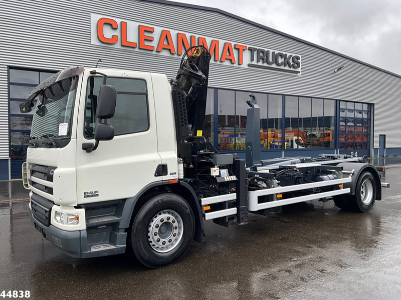 DAF FA 75 CF 250 MKG 14 Tonmeter laadkraan - Крюковой мультилифт, Автоманипулятор: фото 2 DAF FA 75 CF 250 MKG 14 Tonmeter laadkraan - Крюковой мультилифт, Автоманипулятор: фото 2