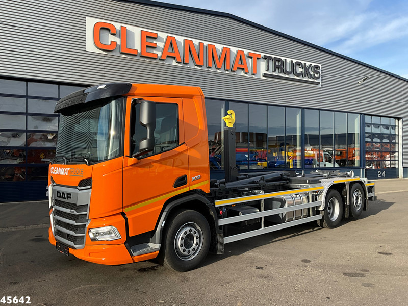 DAF FAN XD 450 Euro 6 Hyvalift 26 Ton haakarmsysteem - Крюковой мультилифт: фото 2 DAF FAN XD 450 Euro 6 Hyvalift 26 Ton haakarmsysteem - Крюковой мультилифт: фото 2