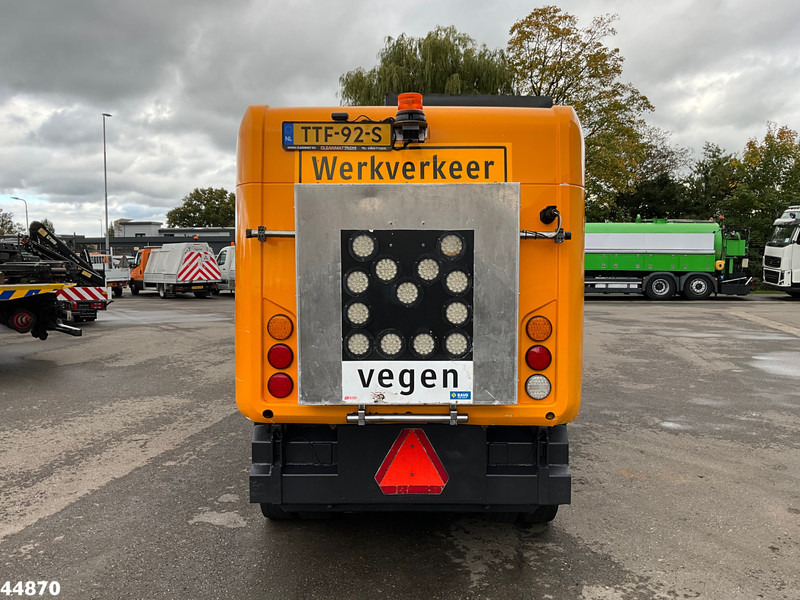 Ravo 540 with 3-rd brush - Подметально-уборочная машина: фото 5 Ravo 540 with 3-rd brush - Подметально-уборочная машина: фото 5