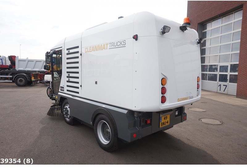 Ravo 560 STH met 3-de borstel - Подметально-уборочная машина: фото 2 Ravo 560 STH met 3-de borstel - Подметально-уборочная машина: фото 2