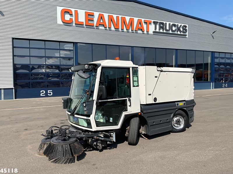 Schmidt Swingo Compact 200 Euro 6 - Подметально-уборочная машина: фото 2 Schmidt Swingo Compact 200 Euro 6 - Подметально-уборочная машина: фото 2