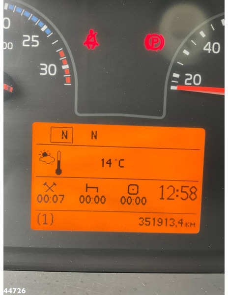 Грузовик с закрытым кузовом Volvo FL 250 Euro 6 met Dhollandia laadklep: фото 18