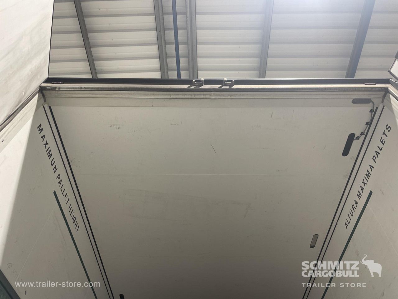 SCHMITZ Remolque Frigo Standard - Прицеп-рефрижератор: фото 3 SCHMITZ Remolque Frigo Standard - Прицеп-рефрижератор: фото 3