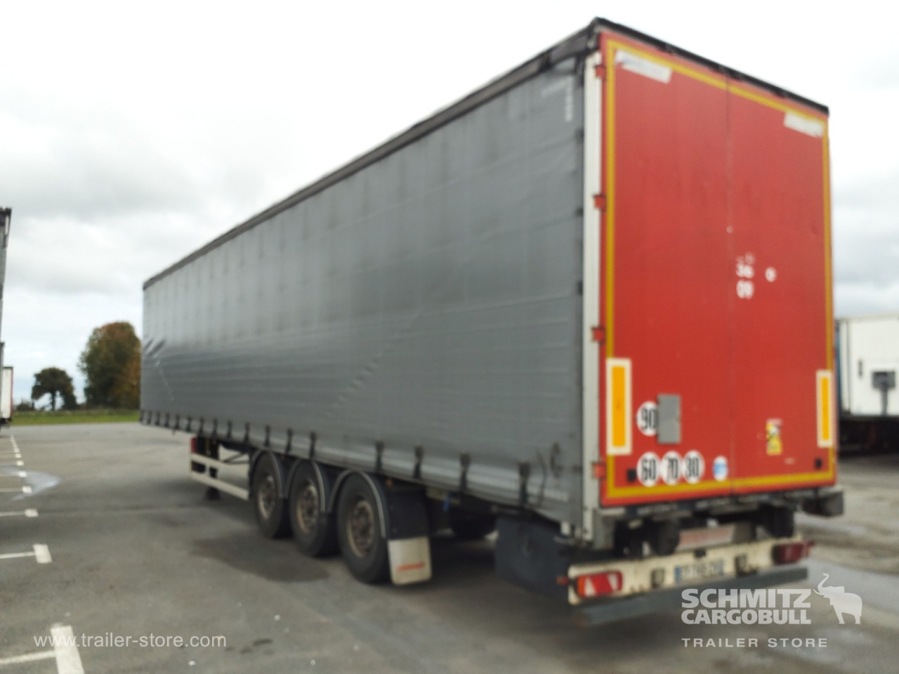 FRUEHAUF Curtainsider Standard - Тентованный полуприцеп: фото 3 FRUEHAUF Curtainsider Standard - Тентованный полуприцеп: фото 3