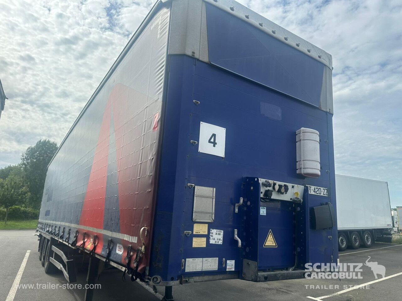 SCHMITZ Curtainsider Mega - Тентованный полуприцеп: фото 1 SCHMITZ Curtainsider Mega - Тентованный полуприцеп: фото 1