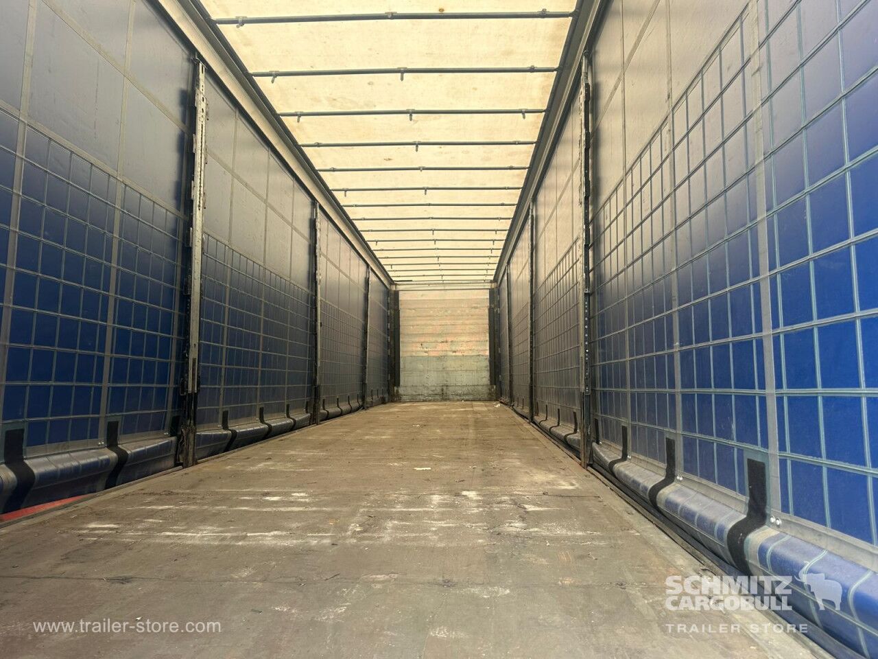 SCHMITZ Curtainsider Mega - Тентованный полуприцеп: фото 3 SCHMITZ Curtainsider Mega - Тентованный полуприцеп: фото 3