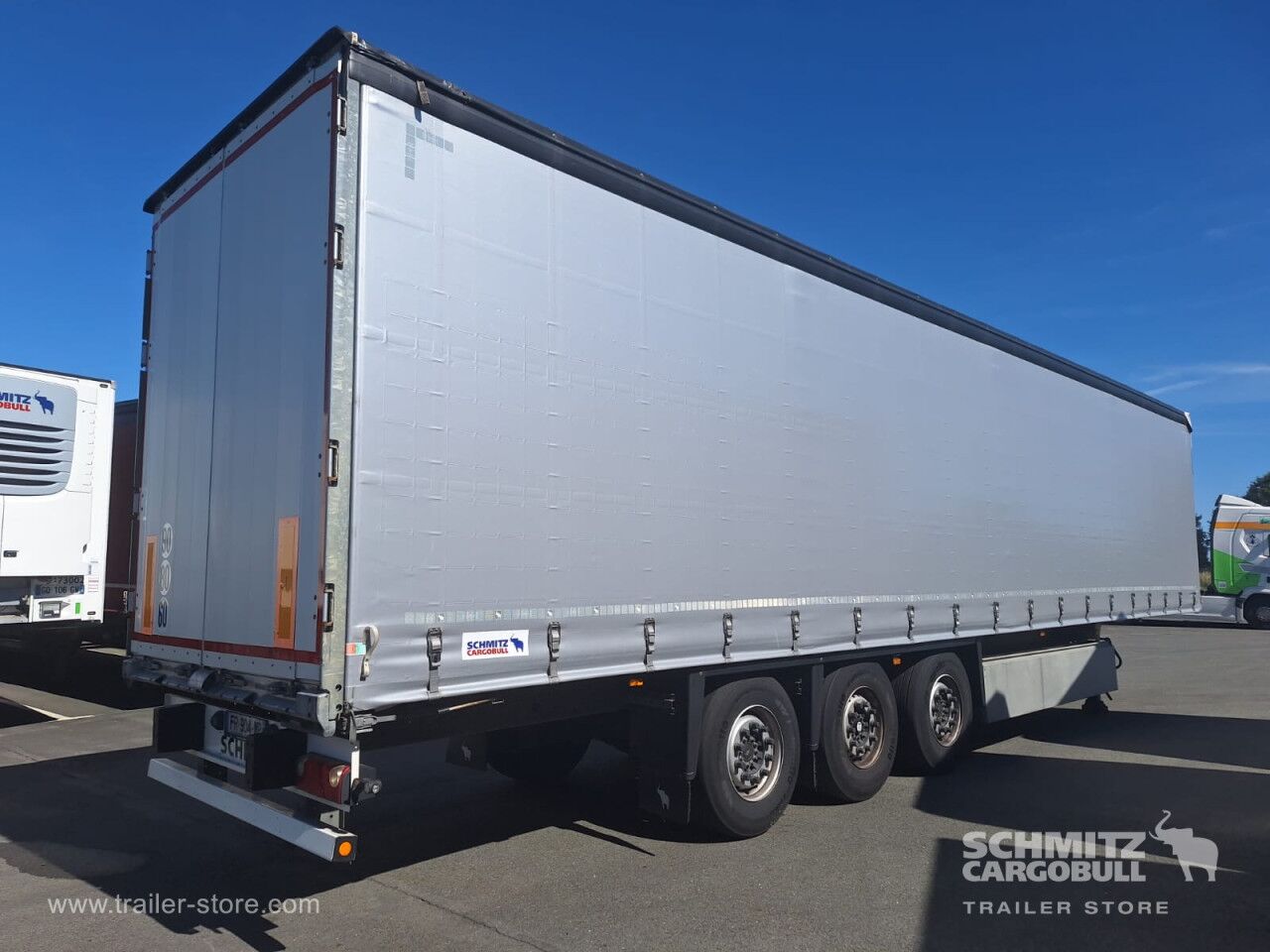 SCHMITZ Curtainsider Standard - Тентованный полуприцеп: фото 1 SCHMITZ Curtainsider Standard - Тентованный полуприцеп: фото 1