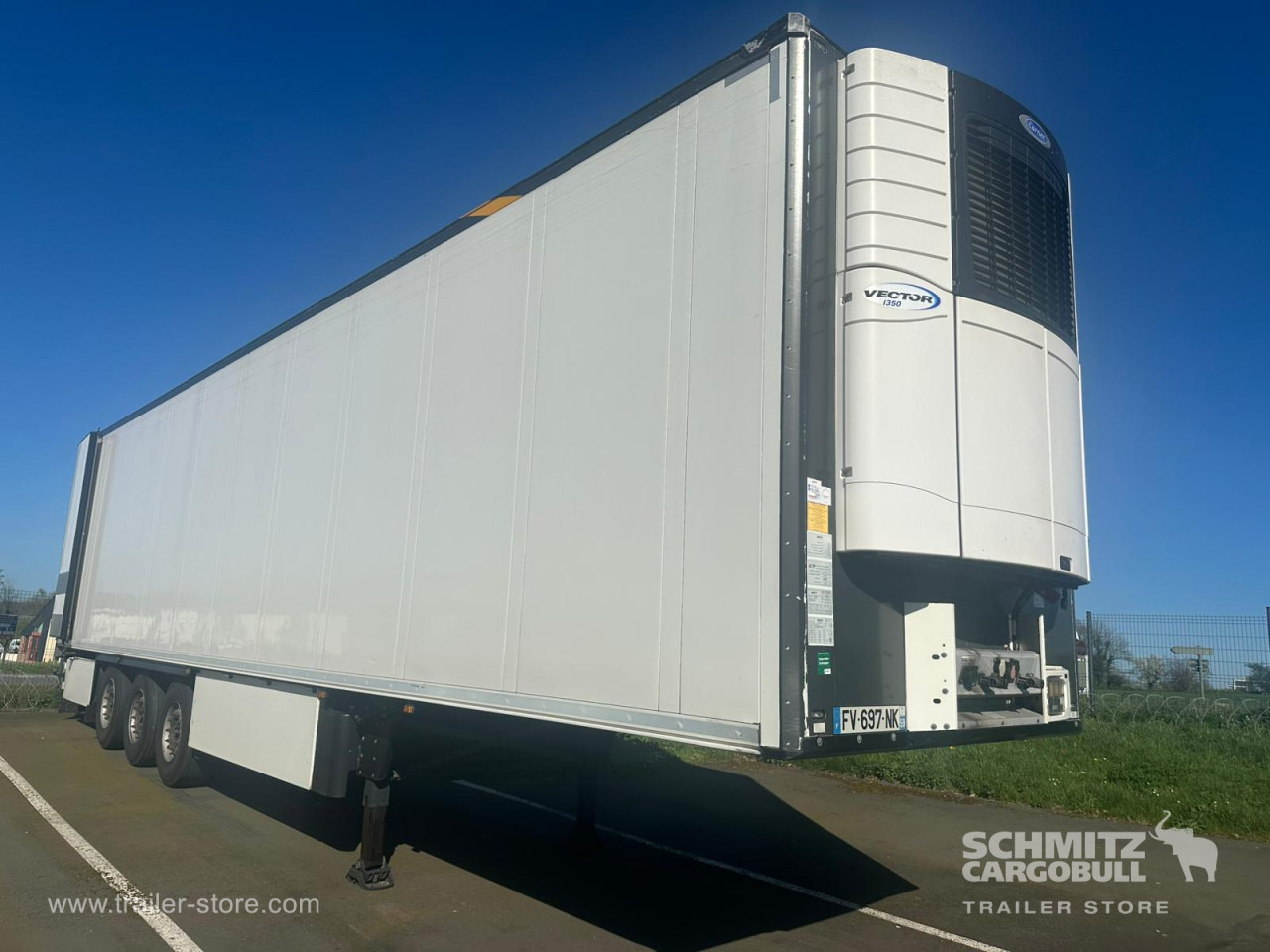 SCHMITZ Reefer Mega Double deck - Изотермический полуприцеп: фото 1 SCHMITZ Reefer Mega Double deck - Изотермический полуприцеп: фото 1