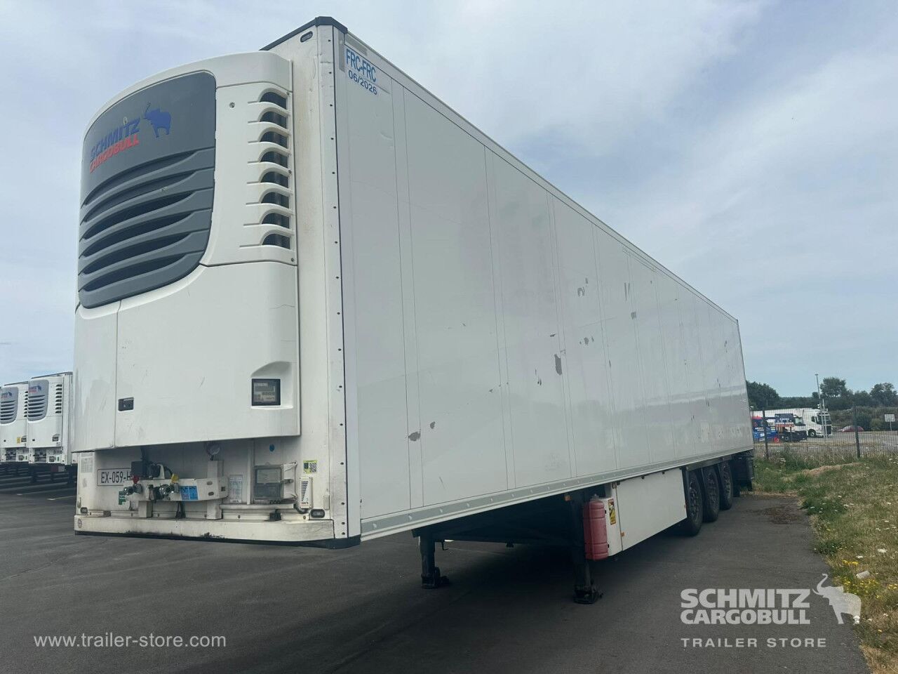 SCHMITZ Reefer Multitemp Double deck - Изотермический полуприцеп: фото 1 SCHMITZ Reefer Multitemp Double deck - Изотермический полуприцеп: фото 1