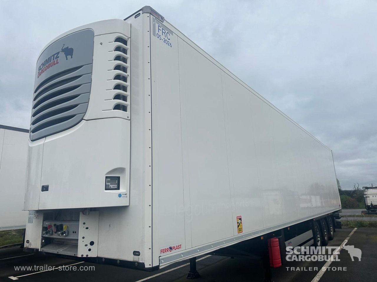 SCHMITZ Reefer Standard Double deck - Изотермический полуприцеп: фото 1 SCHMITZ Reefer Standard Double deck - Изотермический полуприцеп: фото 1
