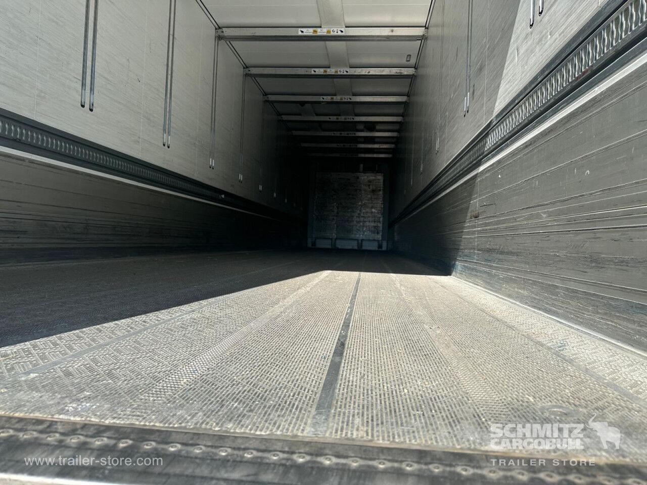 SCHMITZ Reefer Standard Double deck - Изотермический полуприцеп: фото 4 SCHMITZ Reefer Standard Double deck - Изотермический полуприцеп: фото 4