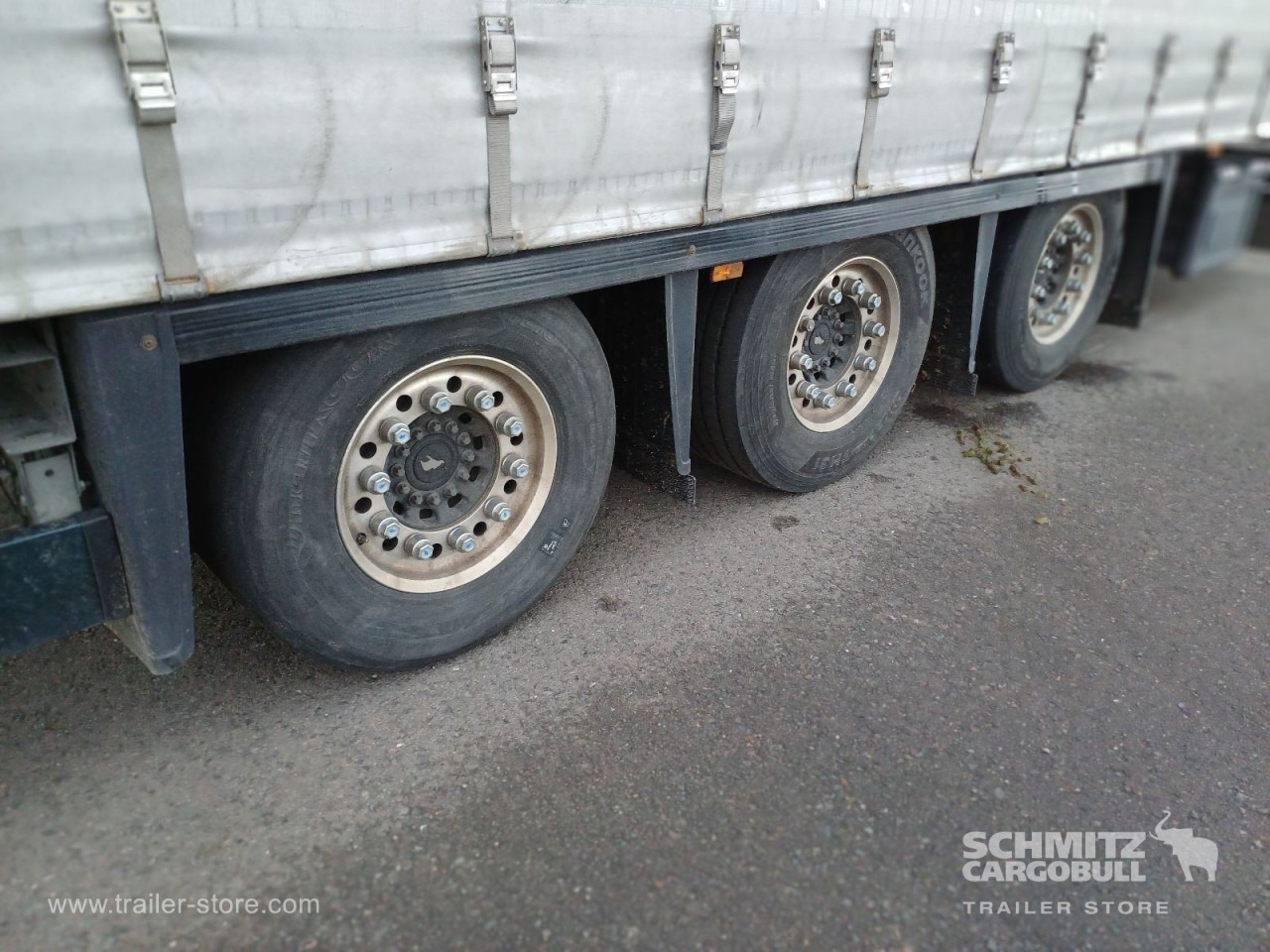 SCHMITZ Auflieger Curtainsider Mega - Тентованный полуприцеп: фото 3 SCHMITZ Auflieger Curtainsider Mega - Тентованный полуприцеп: фото 3