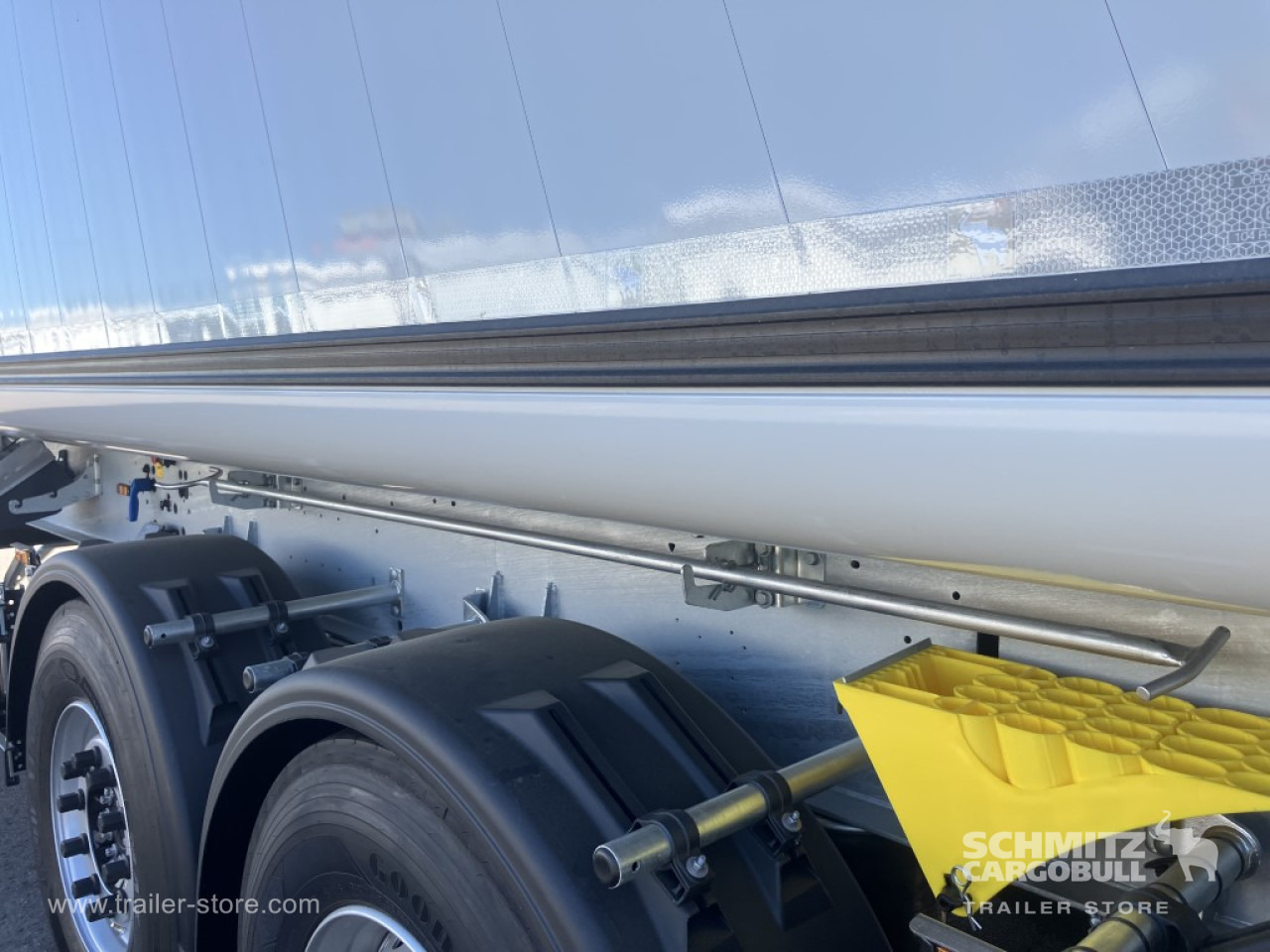 Новый Самосвальный полуприцеп SCHMITZ Auflieger Kipper Alukastenmulde 52m³: фото 6 Новый Самосвальный полуприцеп SCHMITZ Auflieger Kipper Alukastenmulde 52m³: фото 6
