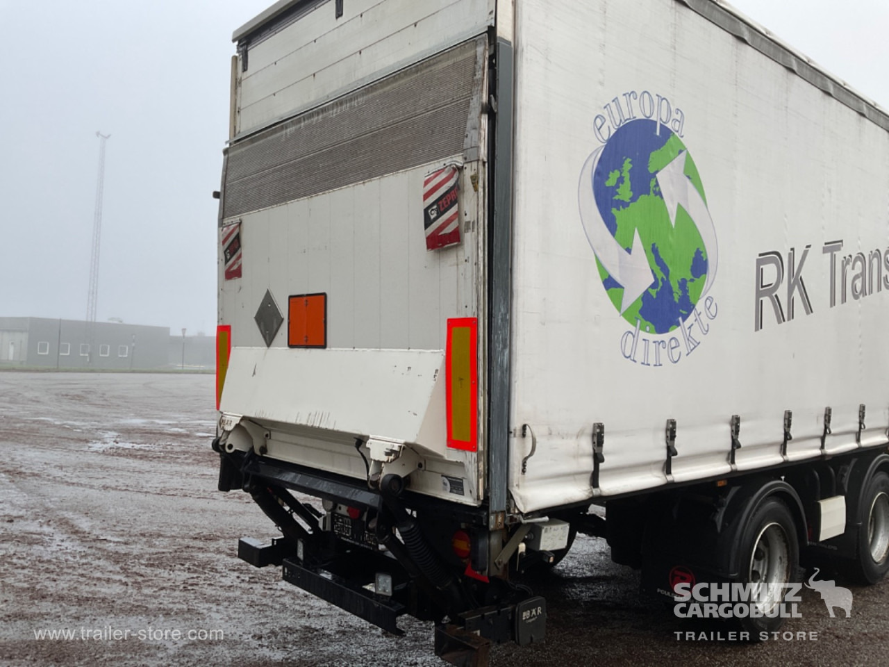 KRONE Curtainsider Standard Taillift - Тентованный полуприцеп: фото 3 KRONE Curtainsider Standard Taillift - Тентованный полуприцеп: фото 3