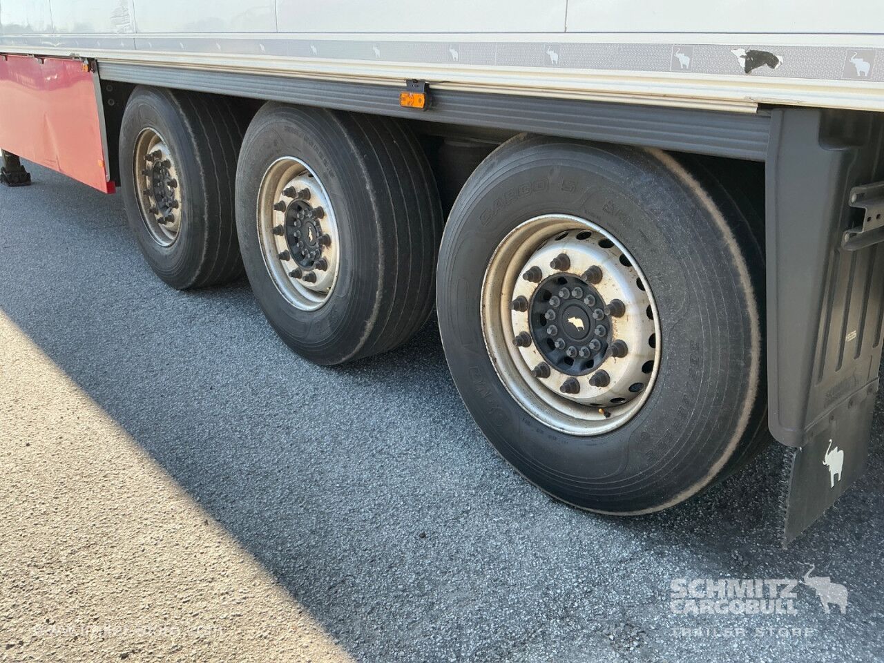 SCHMITZ Reefer Multitemp Double deck Taillift - Изотермический полуприцеп: фото 5 SCHMITZ Reefer Multitemp Double deck Taillift - Изотермический полуприцеп: фото 5