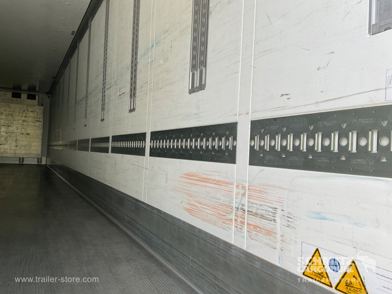 SCHMITZ Reefer Standard Double deck - Изотермический полуприцеп: фото 4 SCHMITZ Reefer Standard Double deck - Изотермический полуприцеп: фото 4