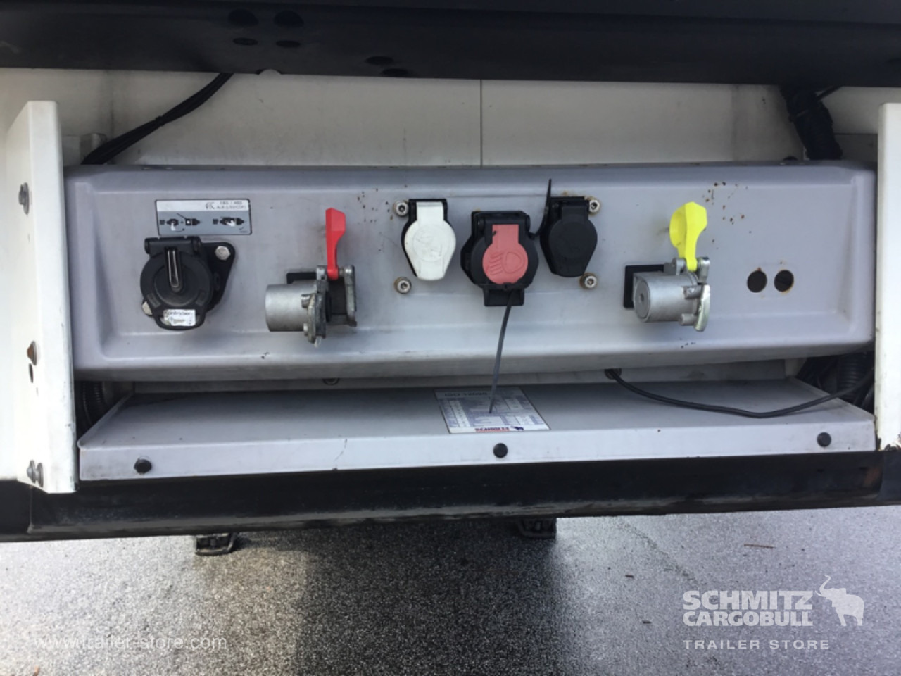 SCHMITZ Reefer Standard Double deck - Изотермический полуприцеп: фото 4 SCHMITZ Reefer Standard Double deck - Изотермический полуприцеп: фото 4