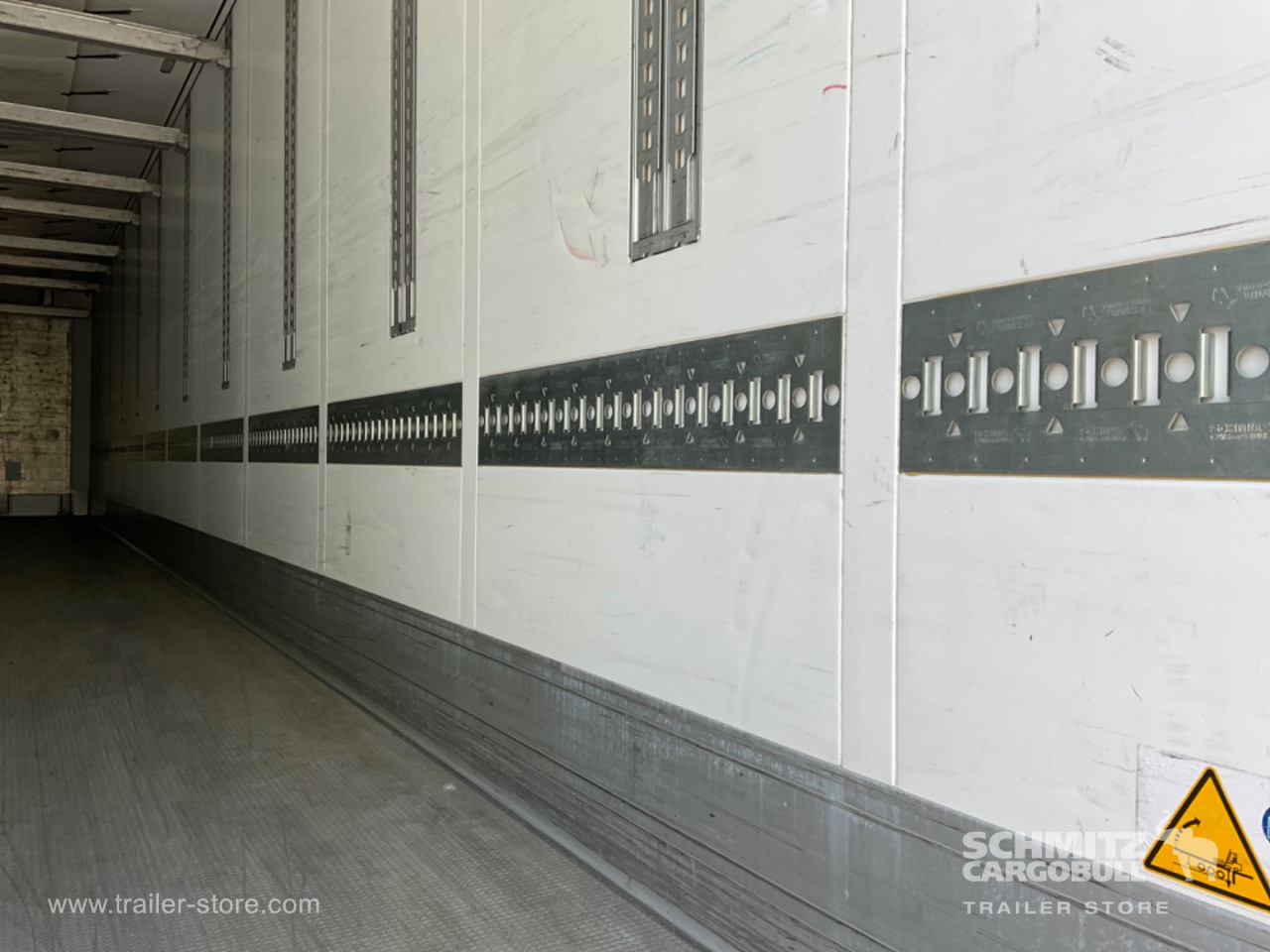 SCHMITZ Reefer Standard Double deck - Изотермический полуприцеп: фото 3 SCHMITZ Reefer Standard Double deck - Изотермический полуприцеп: фото 3