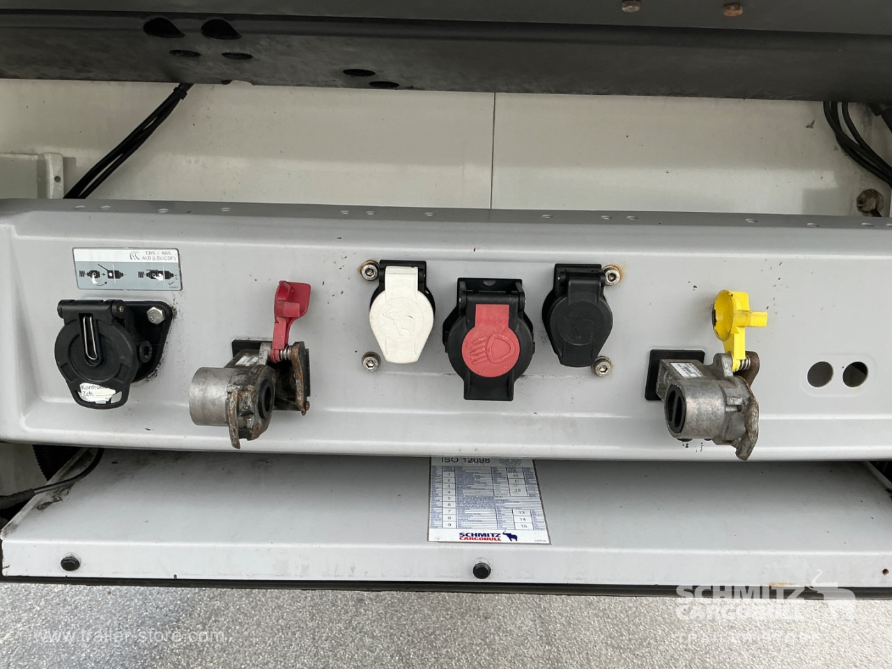 SCHMITZ Reefer Standard Double deck - Изотермический полуприцеп: фото 4 SCHMITZ Reefer Standard Double deck - Изотермический полуприцеп: фото 4