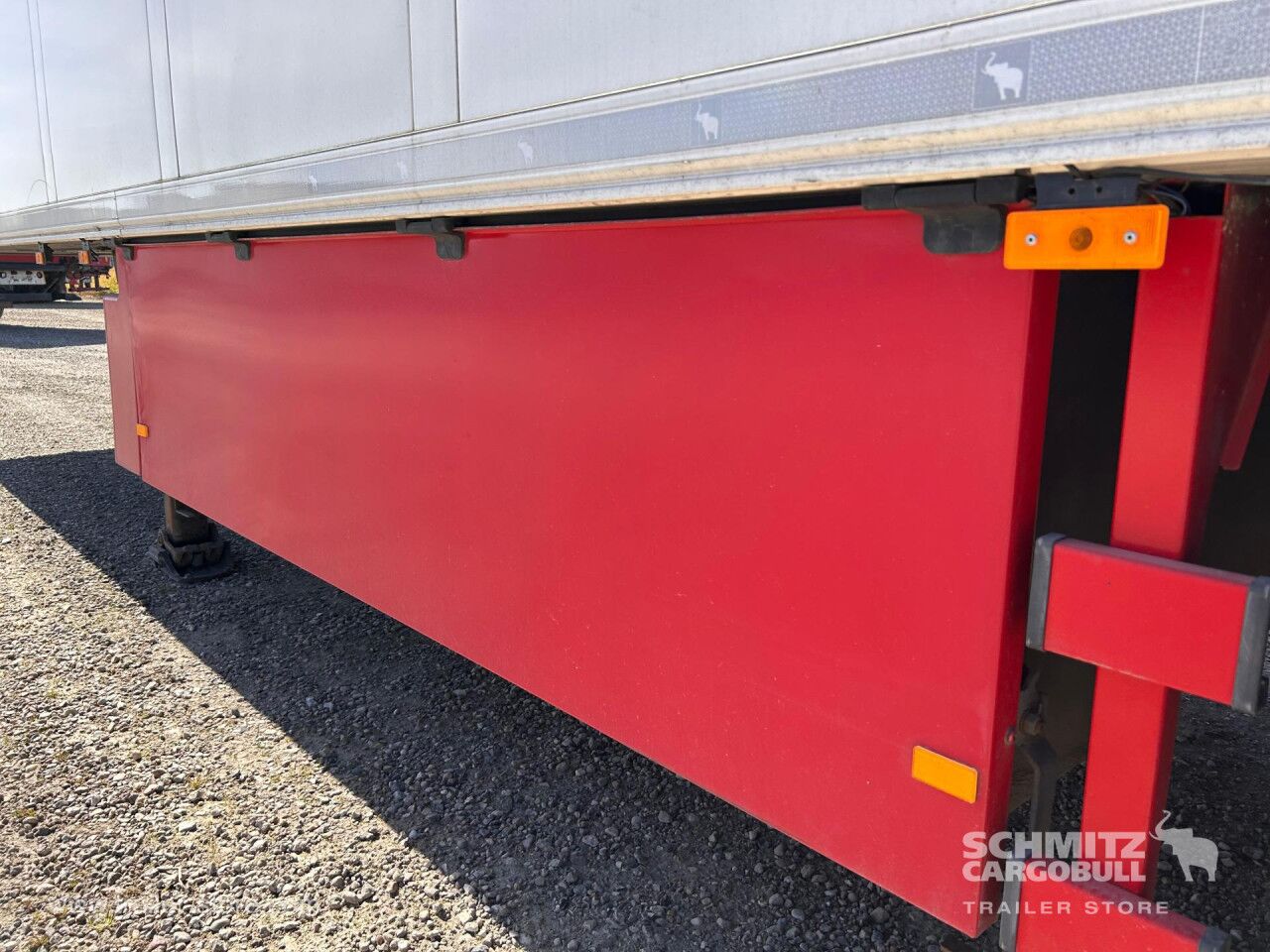 SCHMITZ Reefer Standard Double deck - Изотермический полуприцеп: фото 4 SCHMITZ Reefer Standard Double deck - Изотермический полуприцеп: фото 4