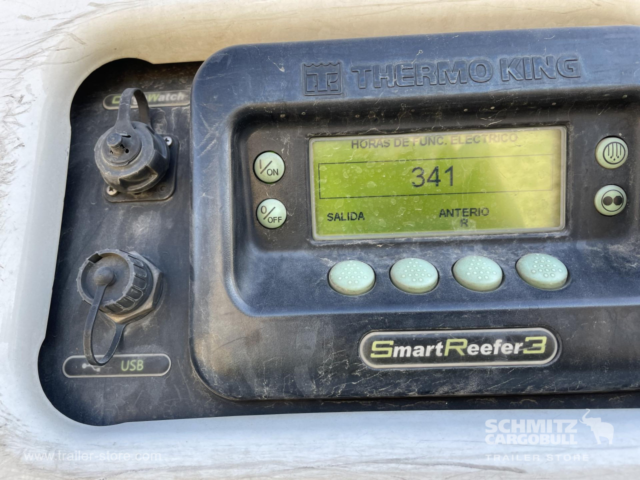 SCHMITZ Remolque Frigo Standard - Прицеп-рефрижератор: фото 2 SCHMITZ Remolque Frigo Standard - Прицеп-рефрижератор: фото 2