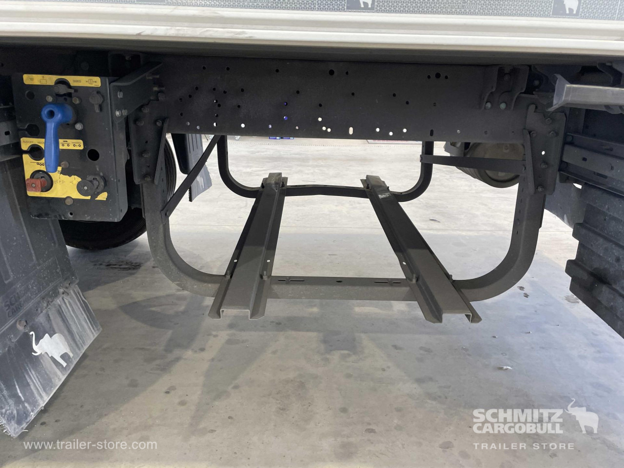 SCHMITZ Semiremolque Frigo Multitemperatura - Изотермический полуприцеп: фото 4 SCHMITZ Semiremolque Frigo Multitemperatura - Изотермический полуприцеп: фото 4