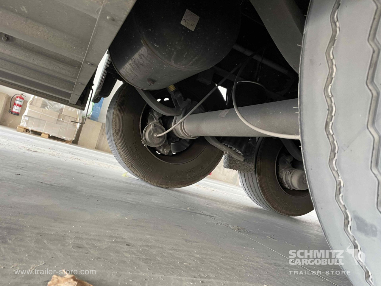 SCHMITZ Semiremolque Frigo Multitemperatura - Изотермический полуприцеп: фото 3 SCHMITZ Semiremolque Frigo Multitemperatura - Изотермический полуприцеп: фото 3