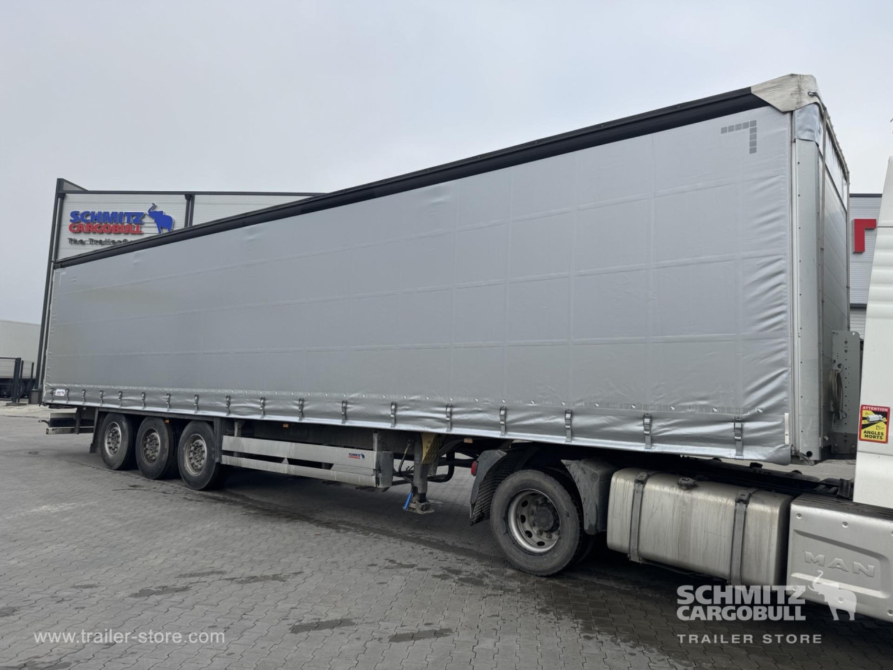 SCHMITZ Curtainsider Standard - Тентованный полуприцеп: фото 1 SCHMITZ Curtainsider Standard - Тентованный полуприцеп: фото 1