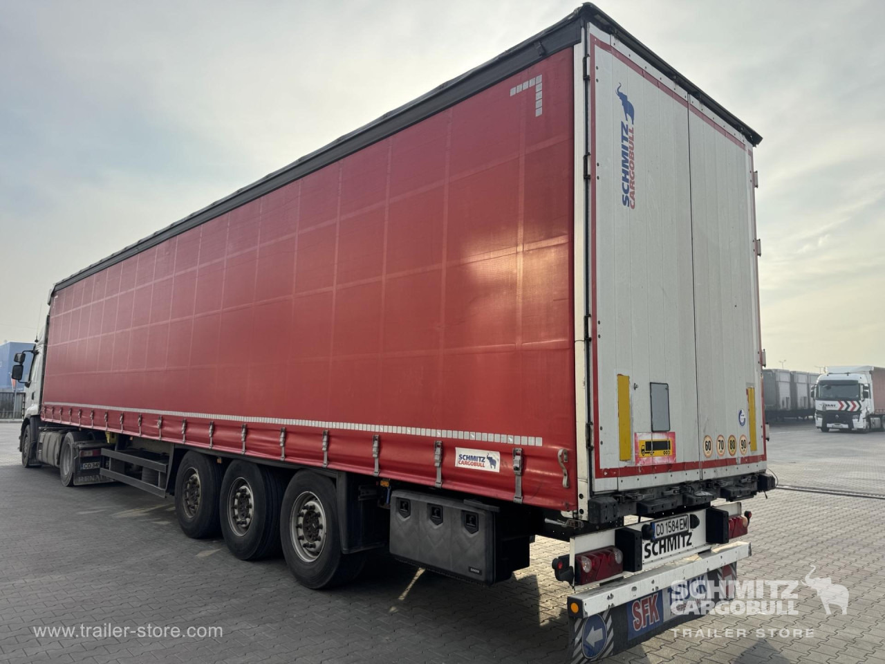 SCHMITZ Curtainsider Standard - Тентованный полуприцеп: фото 4 SCHMITZ Curtainsider Standard - Тентованный полуприцеп: фото 4