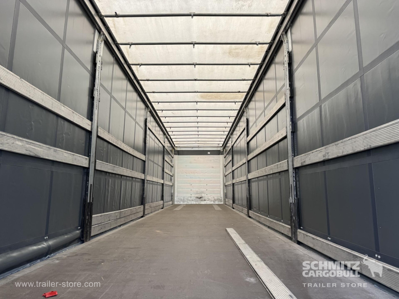 Тентованный полуприцеп SCHMITZ Curtainsider Standard: фото 8