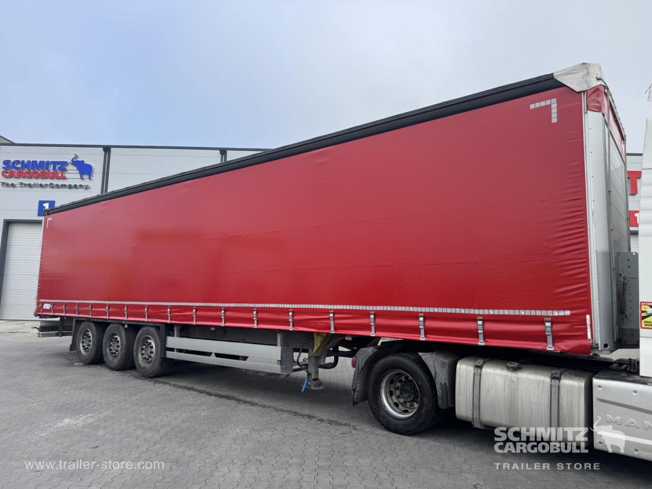 SCHMITZ Curtainsider Standard - Тентованный полуприцеп: фото 1 SCHMITZ Curtainsider Standard - Тентованный полуприцеп: фото 1