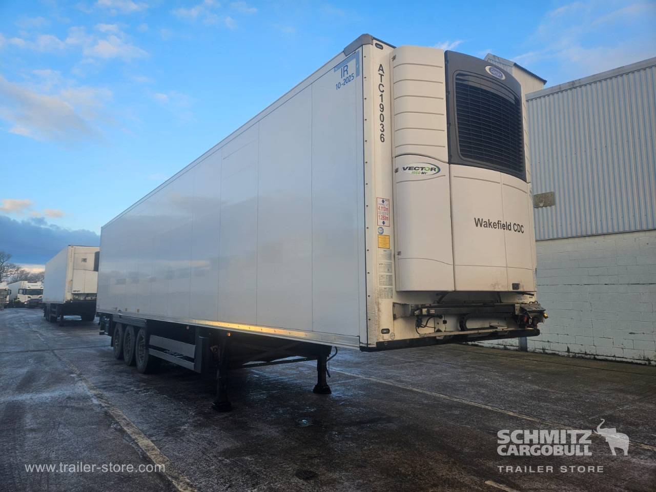 SCHMITZ Reefer Multitemp - Изотермический полуприцеп: фото 1 SCHMITZ Reefer Multitemp - Изотермический полуприцеп: фото 1