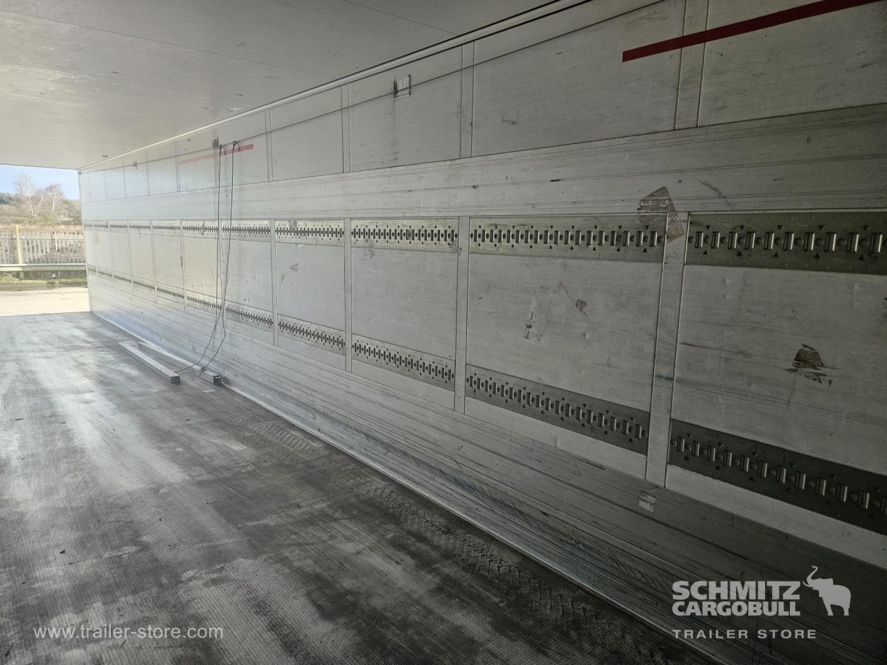SCHMITZ Reefer Standard - Изотермический полуприцеп: фото 4 SCHMITZ Reefer Standard - Изотермический полуприцеп: фото 4