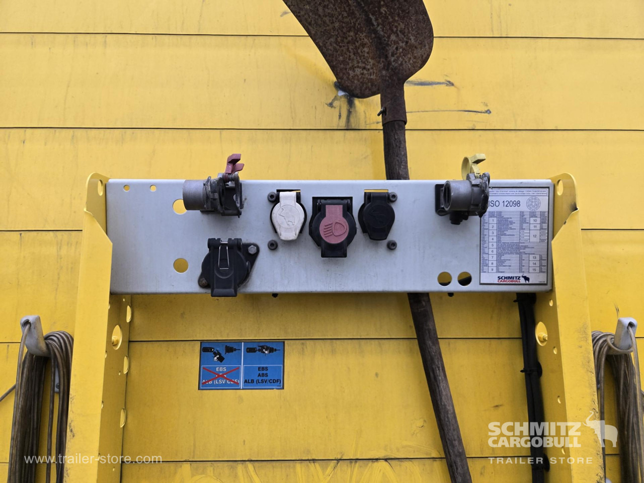 SCHMITZ Curtainsider Standard - Тентованный полуприцеп: фото 4 SCHMITZ Curtainsider Standard - Тентованный полуприцеп: фото 4