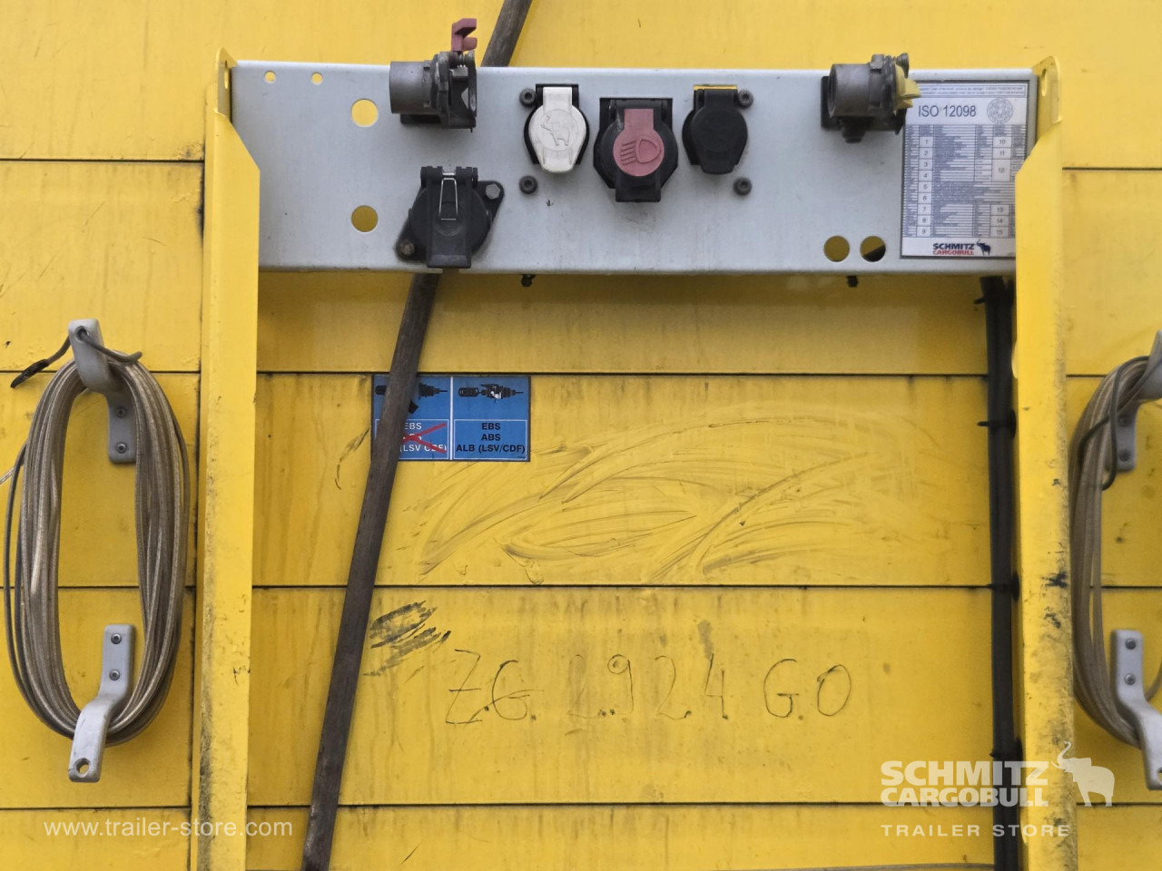 SCHMITZ Curtainsider Standard - Тентованный полуприцеп: фото 5 SCHMITZ Curtainsider Standard - Тентованный полуприцеп: фото 5