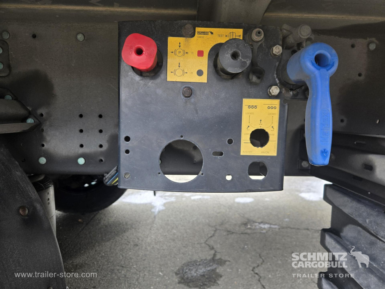 SCHMITZ Curtainsider Standard - Тентованный полуприцеп: фото 3 SCHMITZ Curtainsider Standard - Тентованный полуприцеп: фото 3