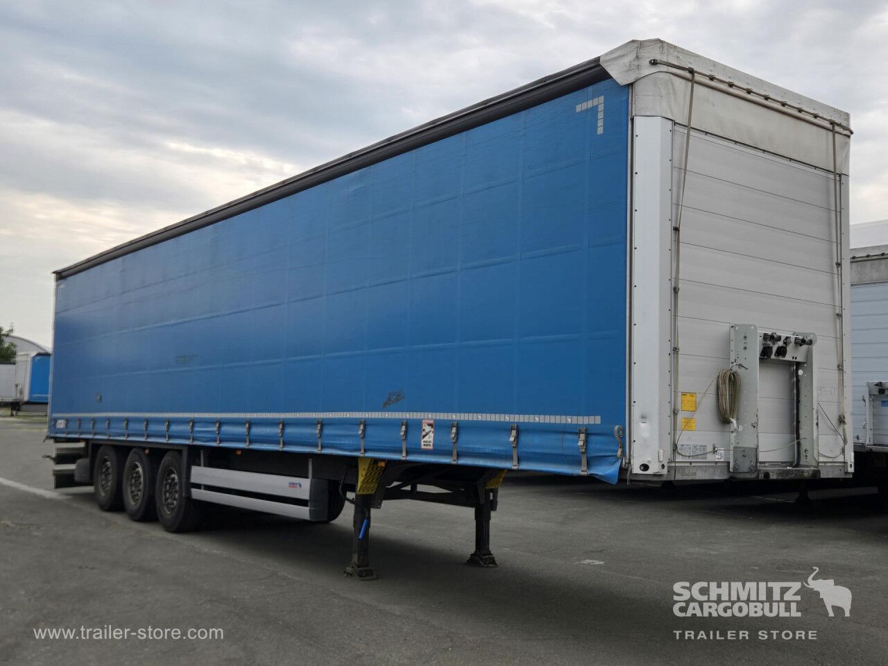 SCHMITZ Curtainsider Standard - Тентованный полуприцеп: фото 1 SCHMITZ Curtainsider Standard - Тентованный полуприцеп: фото 1