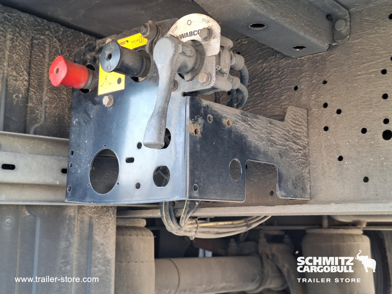 SCHMITZ Curtainsider Mega - Тентованный полуприцеп: фото 3 SCHMITZ Curtainsider Mega - Тентованный полуприцеп: фото 3