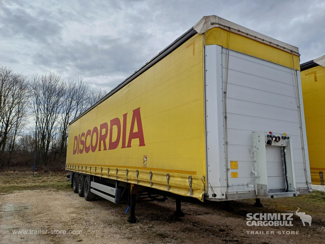SCHMITZ Curtainsider Standard - Тентованный полуприцеп: фото 1 SCHMITZ Curtainsider Standard - Тентованный полуприцеп: фото 1