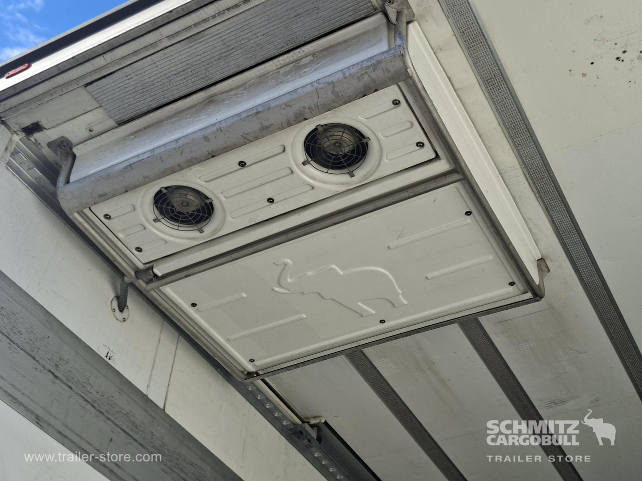 SCHMITZ Reefer Multitemp - Изотермический полуприцеп: фото 2 SCHMITZ Reefer Multitemp - Изотермический полуприцеп: фото 2