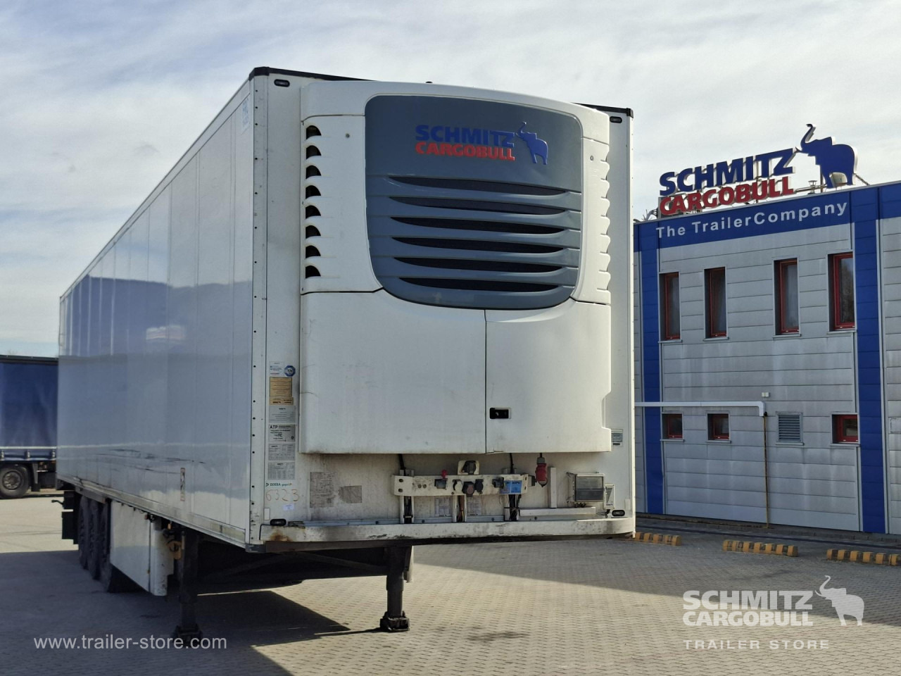 SCHMITZ Reefer Standard - Изотермический полуприцеп: фото 1 SCHMITZ Reefer Standard - Изотермический полуприцеп: фото 1