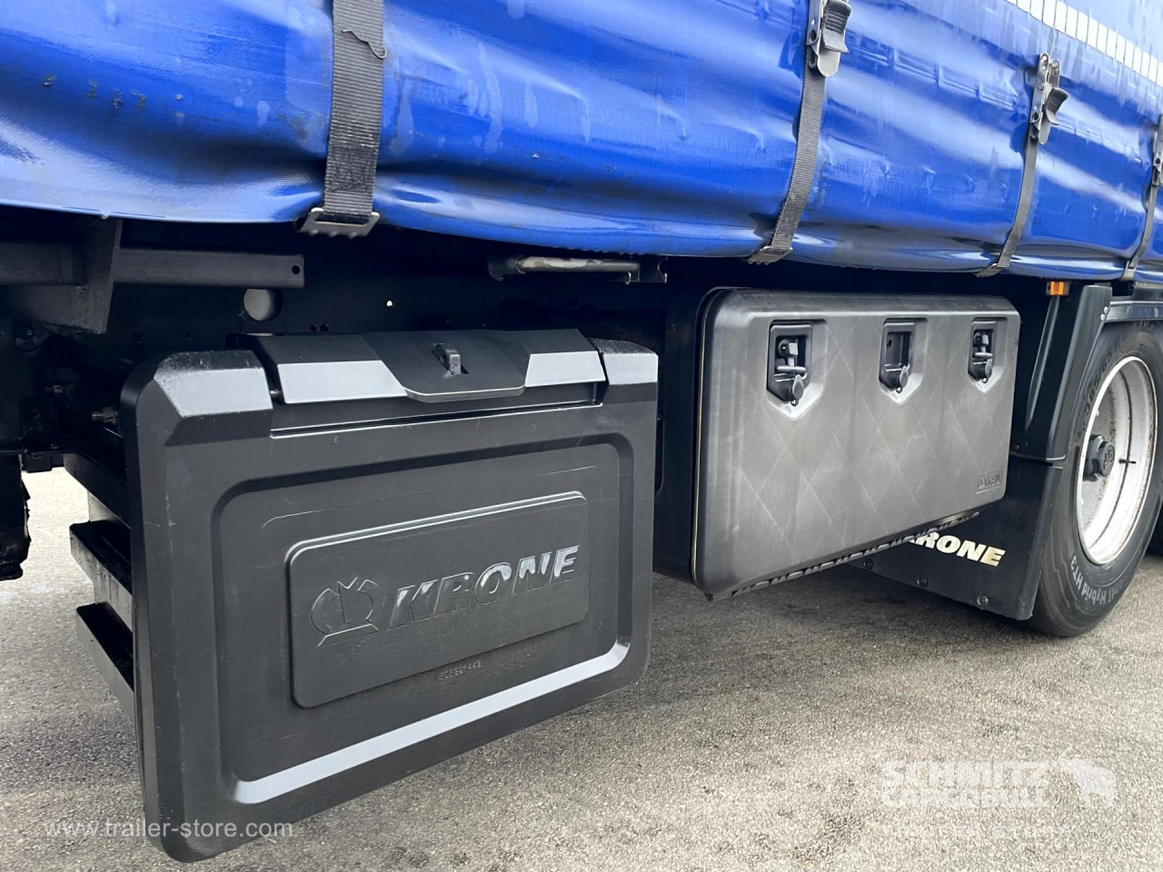 Тентованный полуприцеп KRONE Curtainsider Dropside: фото 14