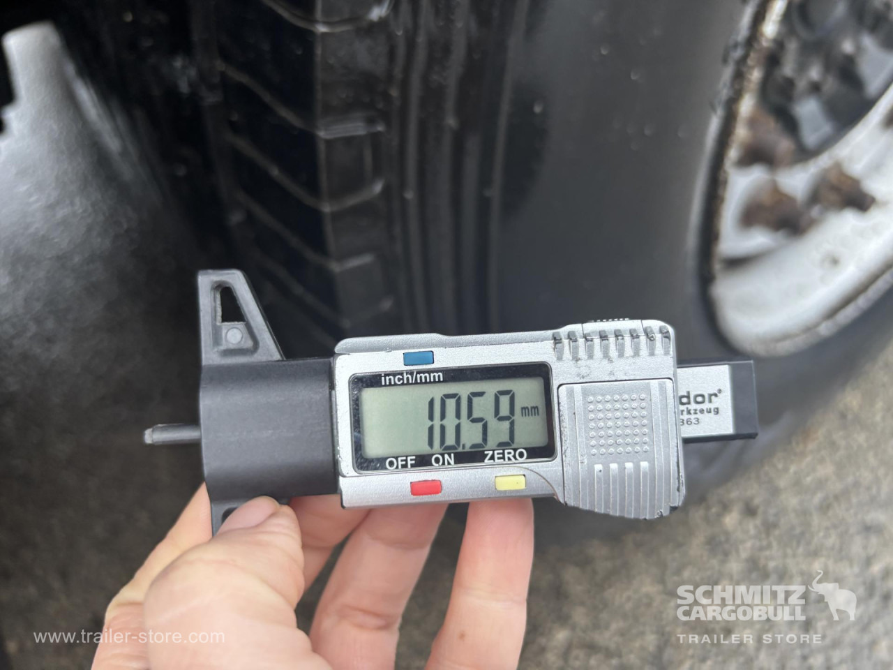 SCHMITZ Curtainsider Mega - Тентованный полуприцеп: фото 2 SCHMITZ Curtainsider Mega - Тентованный полуприцеп: фото 2