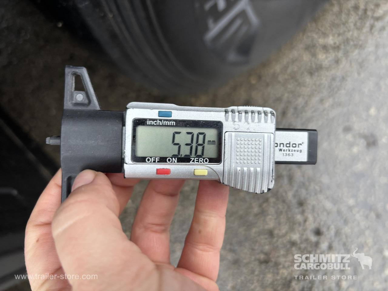 SCHMITZ Curtainsider Mega - Тентованный полуприцеп: фото 3 SCHMITZ Curtainsider Mega - Тентованный полуприцеп: фото 3