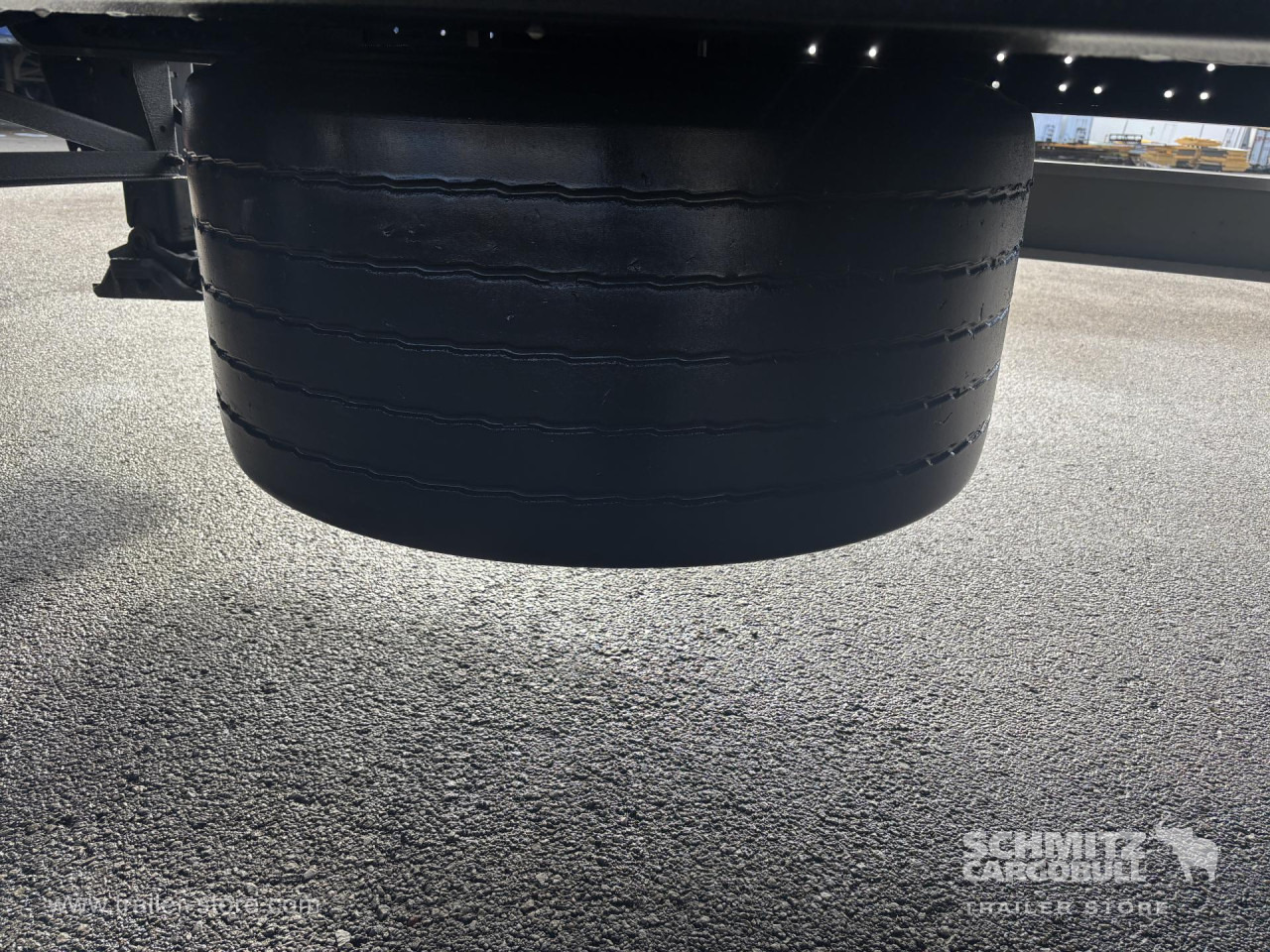 Тентованный полуприцеп SCHMITZ Curtainsider Mega: фото 14
