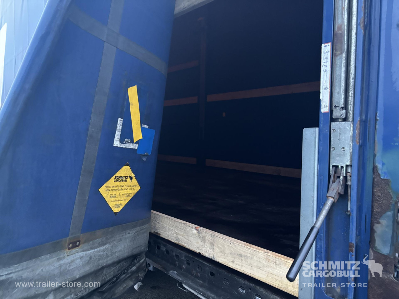 Тентованный полуприцеп SCHMITZ Curtainsider Mega: фото 11 Тентованный полуприцеп SCHMITZ Curtainsider Mega: фото 11