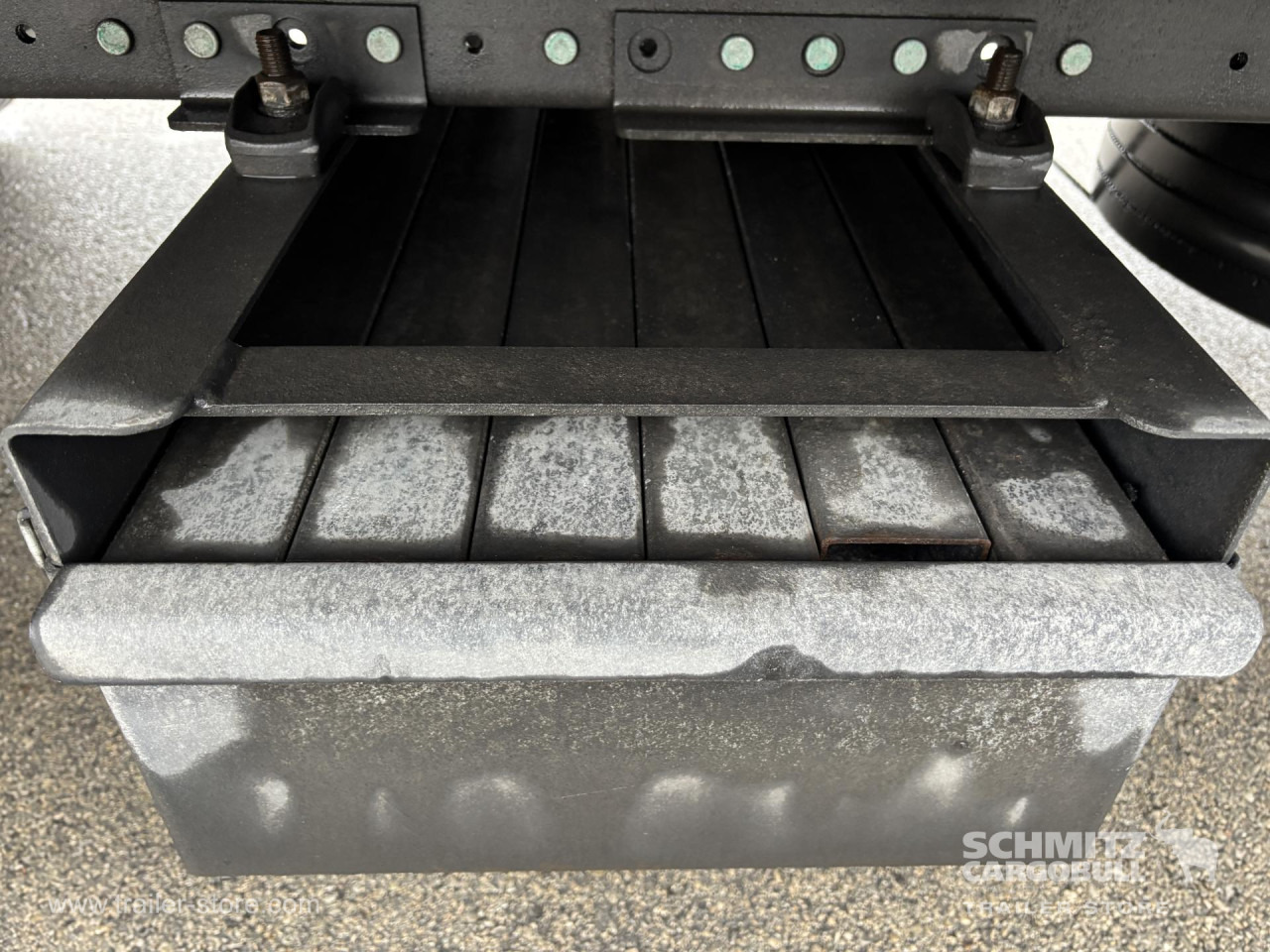 Тентованный полуприцеп SCHMITZ Curtainsider Mega: фото 13