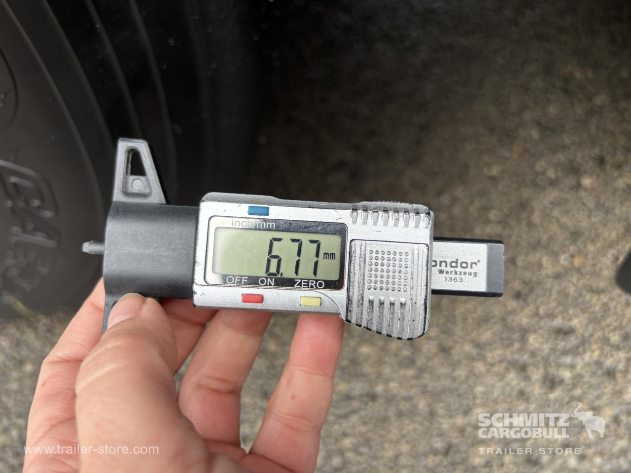 SCHMITZ Curtainsider Mega - Тентованный полуприцеп: фото 4 SCHMITZ Curtainsider Mega - Тентованный полуприцеп: фото 4