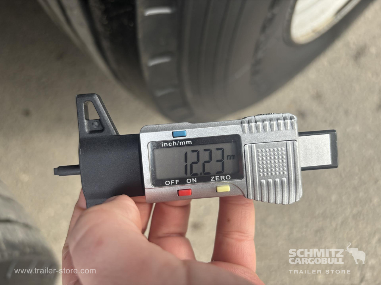 SCHMITZ Curtainsider Standard Double deck - Тентованный полуприцеп: фото 4 SCHMITZ Curtainsider Standard Double deck - Тентованный полуприцеп: фото 4