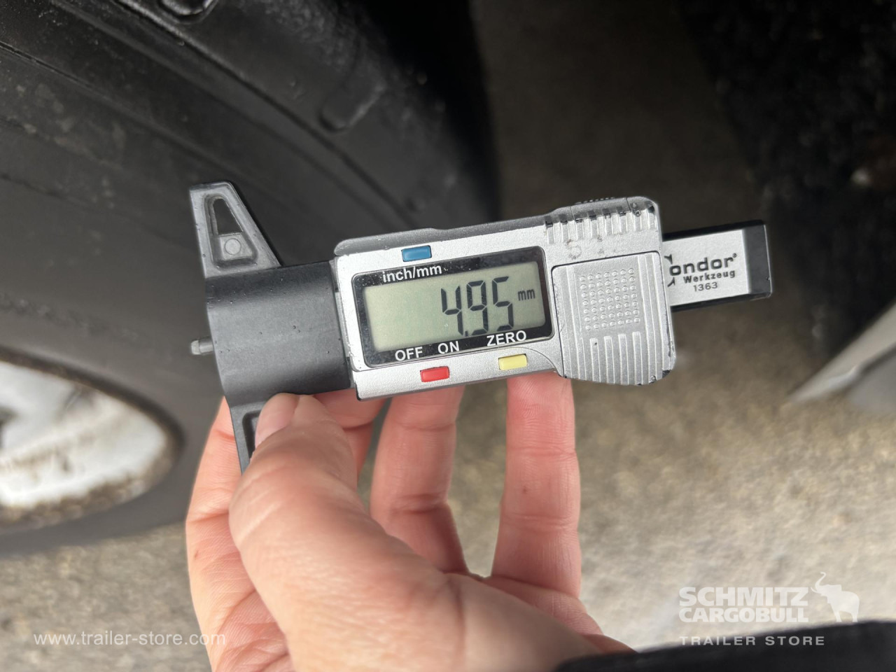 SCHMITZ Curtainsider Standard - Тентованный полуприцеп: фото 3 SCHMITZ Curtainsider Standard - Тентованный полуприцеп: фото 3